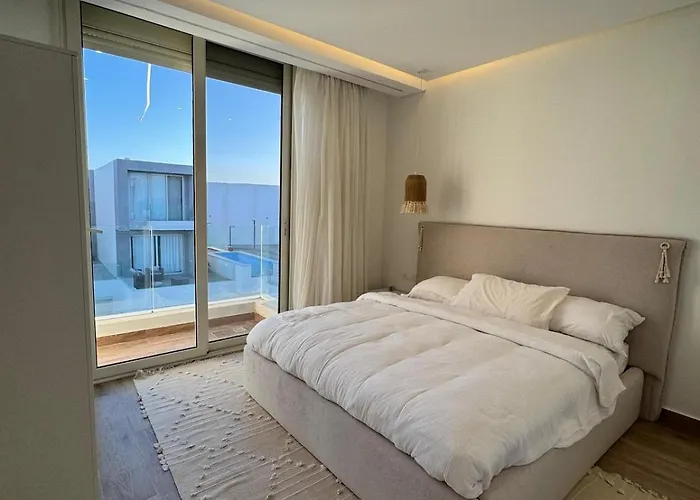 Maraya Heavenly White Duplex Pool View *